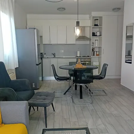 Kolombo App * Crikvenica